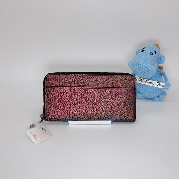 SOLD - Coach F55707 Accordion Wallet In Hologram Leather Women’s Long Zip Around - Picture 1 of 10